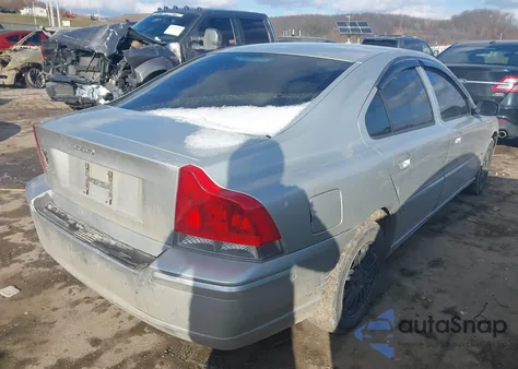 2005 Volvo S60 2.4 из США, поврежденный, VIN YV1RS612952450899